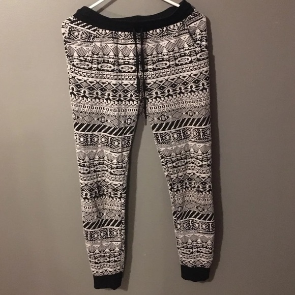 Pants - Christmas sweatpants
